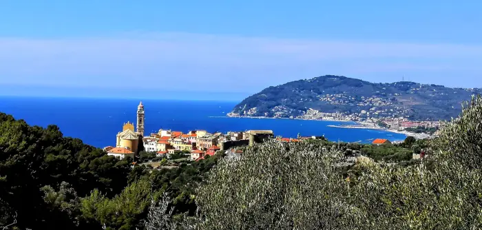Anreise nach Cervo und wo man parkt
