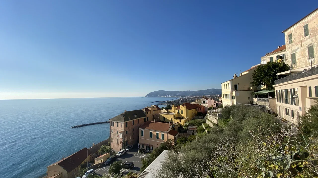 Genova, Alassio o Cervo: quale destinazione scegliere in Liguria