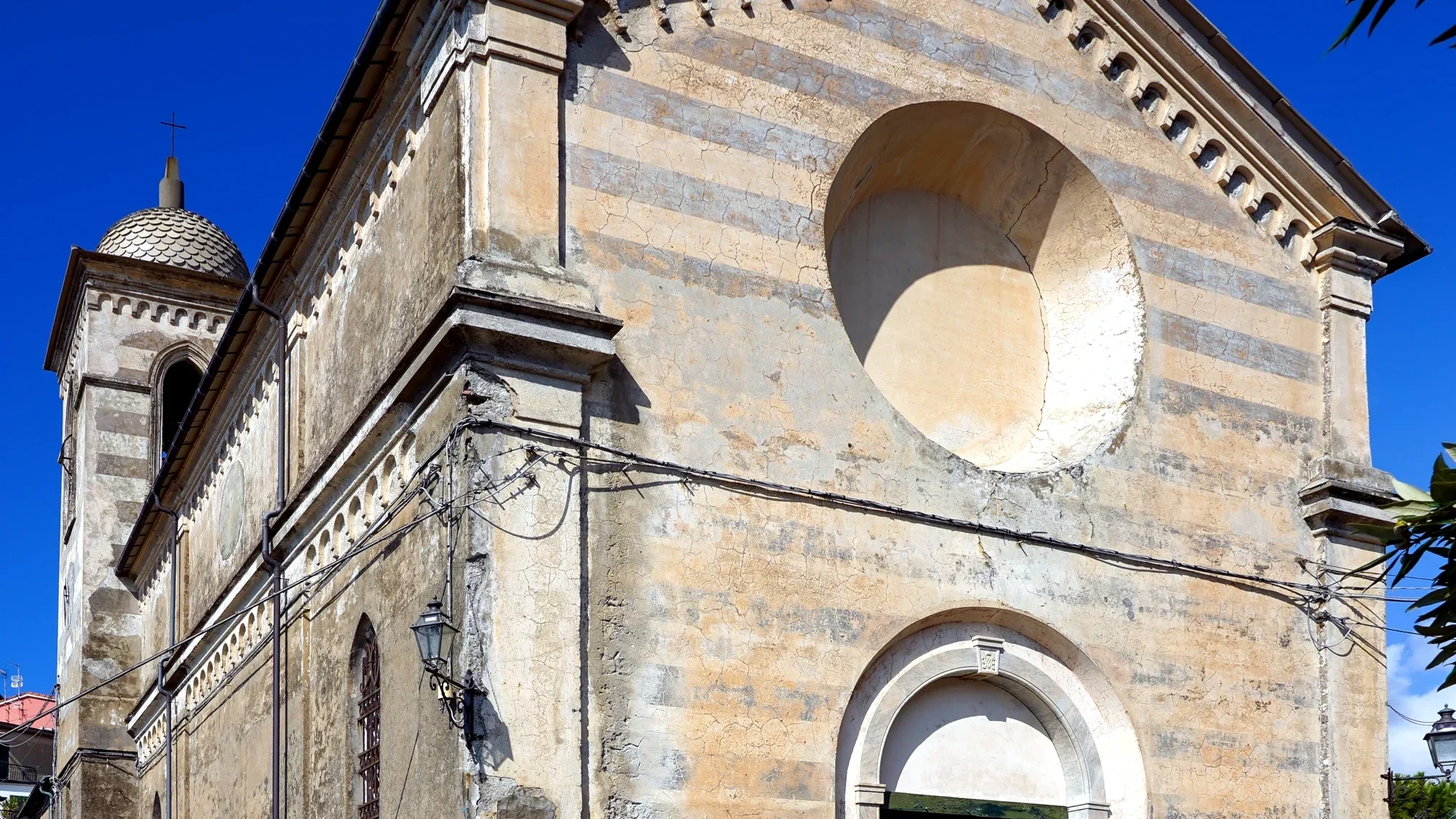Dolceacqua e Val Nervia: borghi, castello e ponte di Monet
