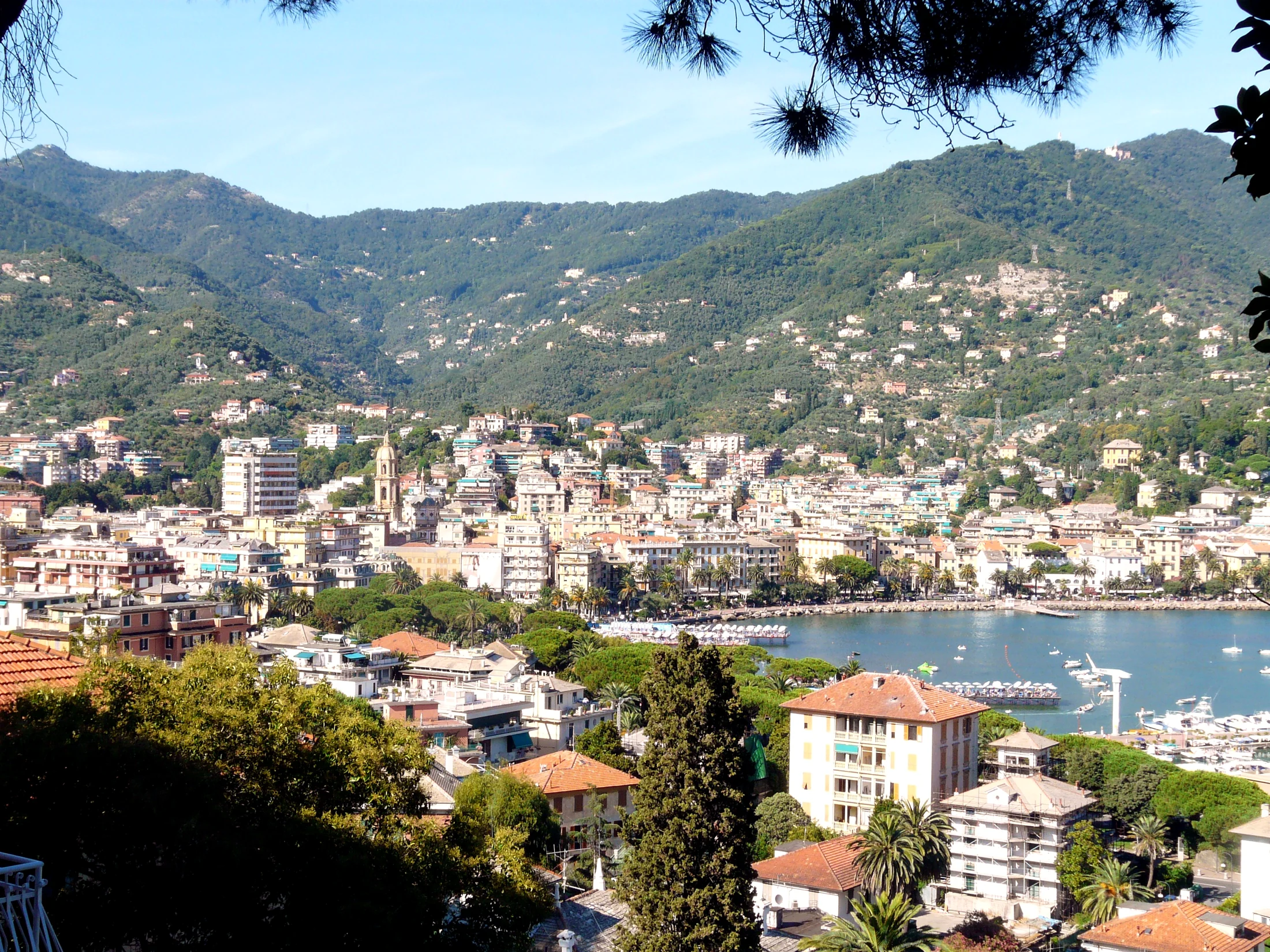 Rapallo con bambini: lungomare, Parco Casale e la funivia